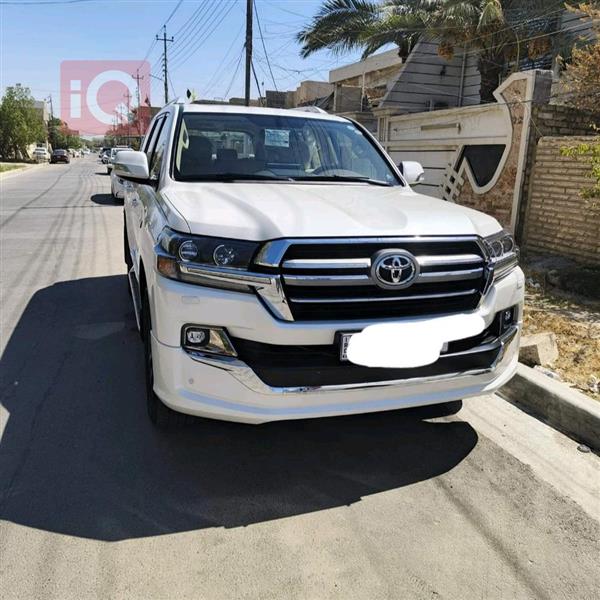 Toyota for sale in Iraq